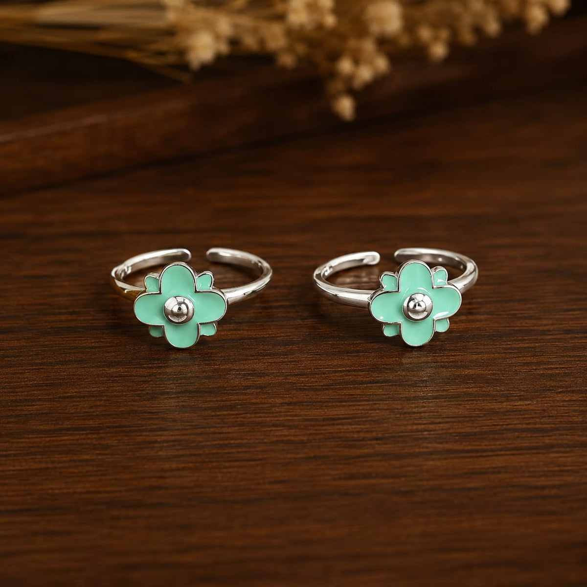 Mint Blossom Toe Ring by The 925 Club