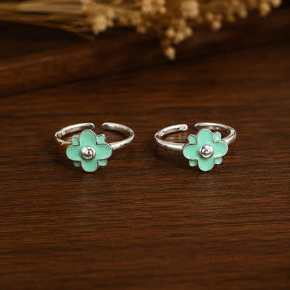 Mint Blossom Toe Ring by The 925 Club