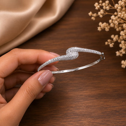 Eterna Twist Bracelet by The 925 Club