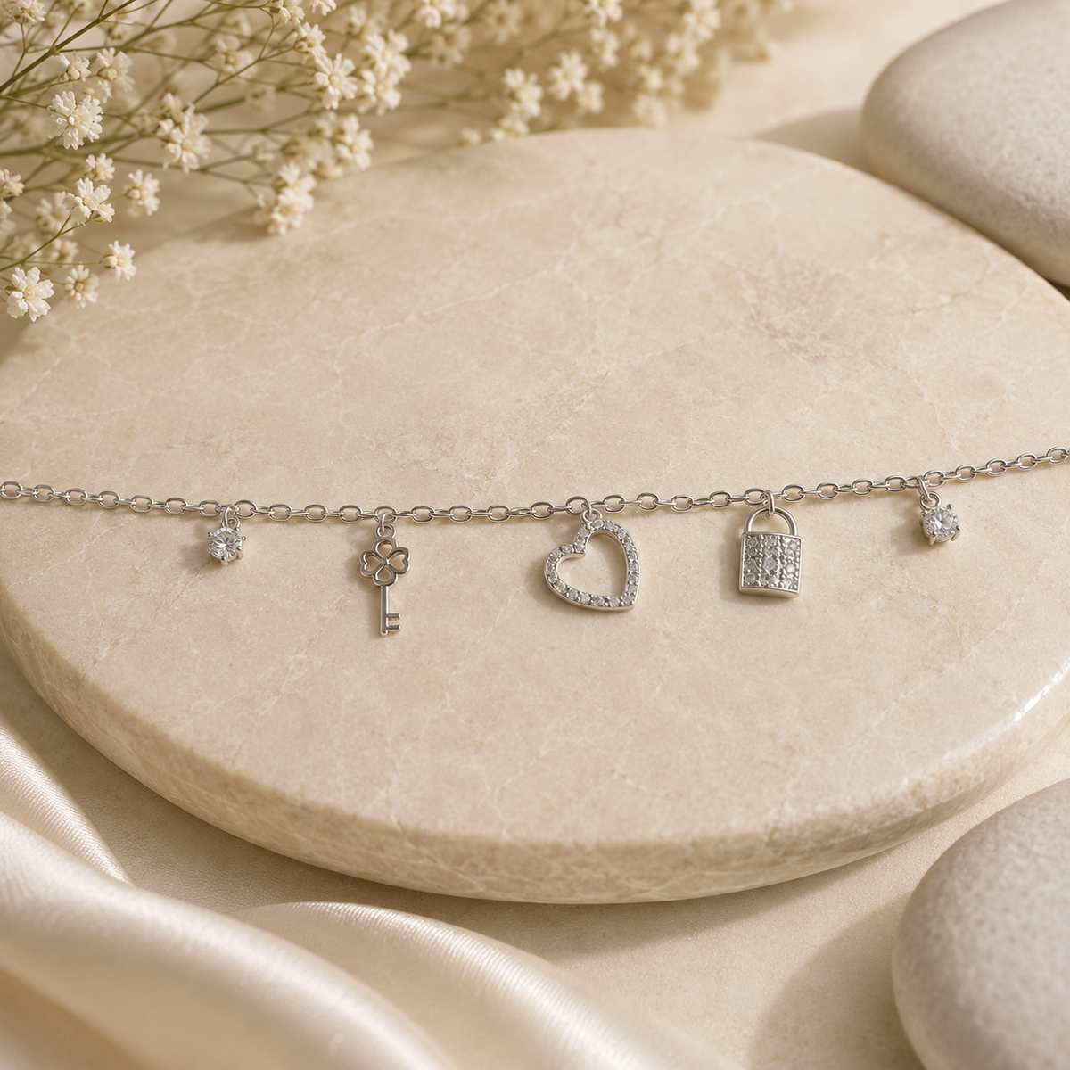 Heart & Key Bracelet by The 925 Club