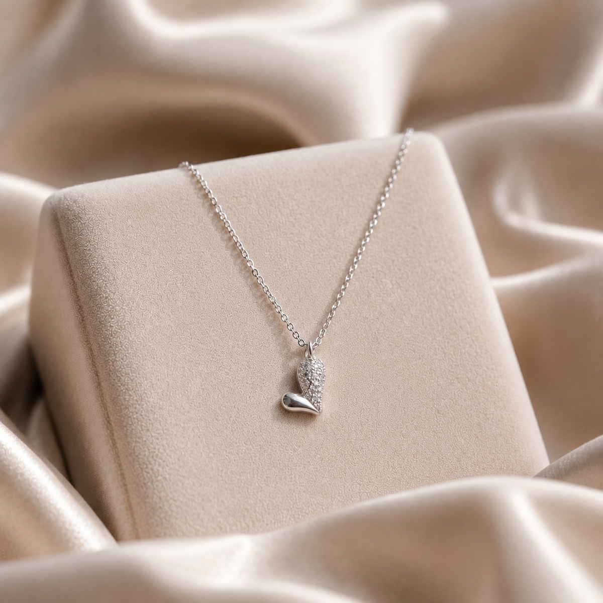 Eternal Bond Pendant by The 925 Club