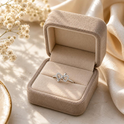 Bow Bliss Adjustable Rings by The 925 Club